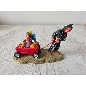Lemax skeleton wagon shes not heavy sister butterfly trick or treat Halloween pe